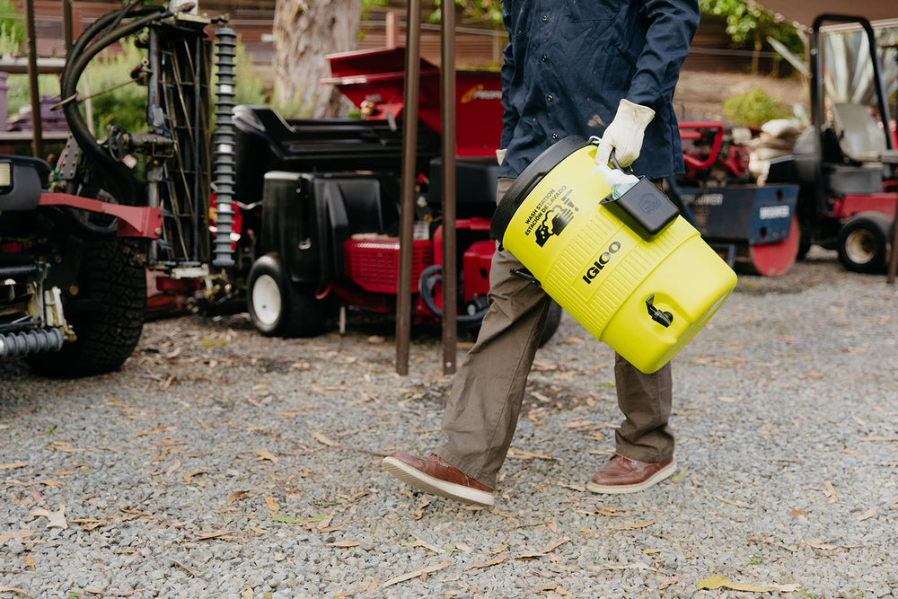 Igloo compact field design fits rugged work environments