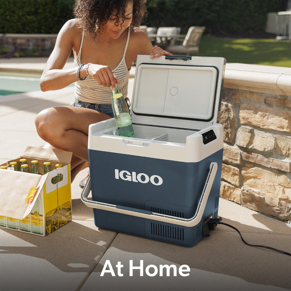 Igloo ICF18 power options support car or home use