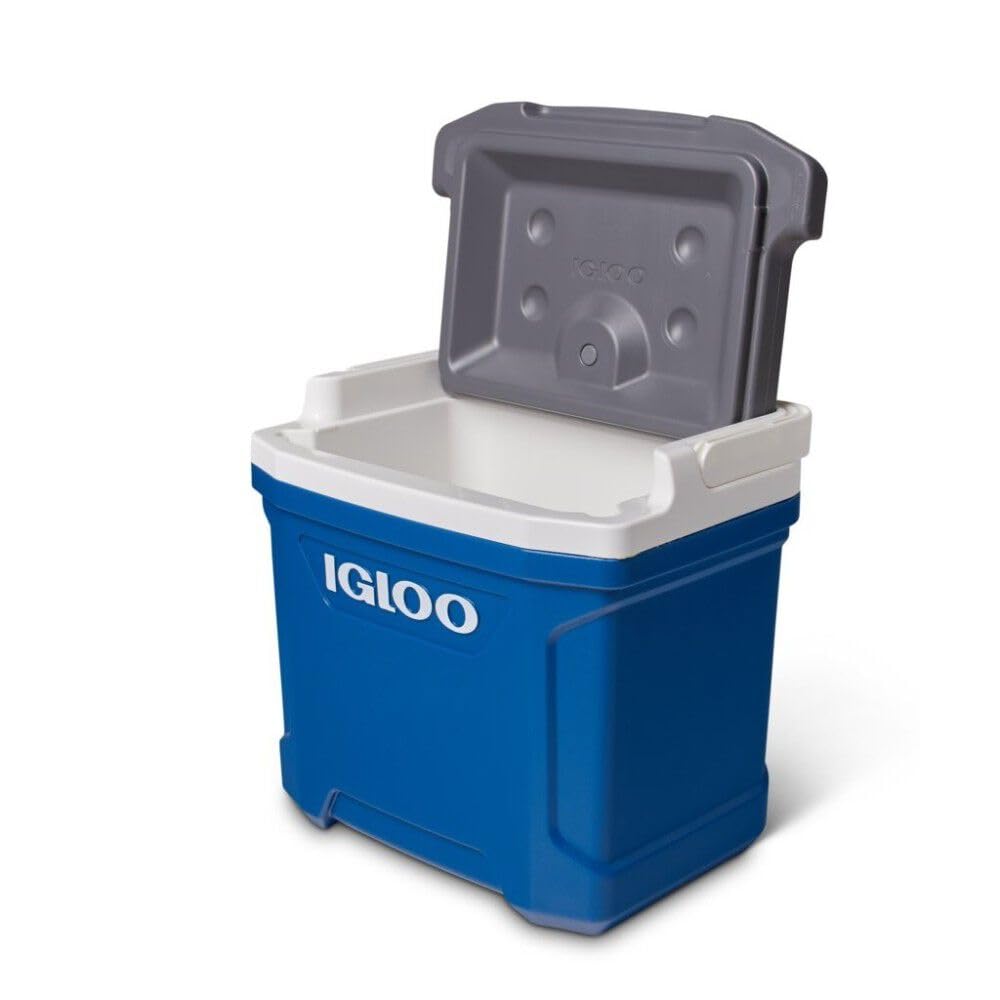 Igloo Latitude 16 Qt Meteorite accent detail on durable shell