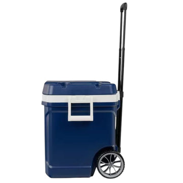Igloo 62qt cooler lid with two self-draining cup holders for beverages