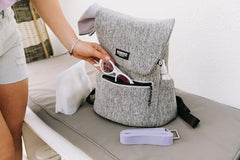 Igloo MOXIE Cinch Backpack 18 neoprene exterior offers grip and casual style for workouts.