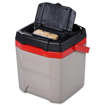 Igloo Quantum 12 Qt Cooler lid with two self-draining cup holders.