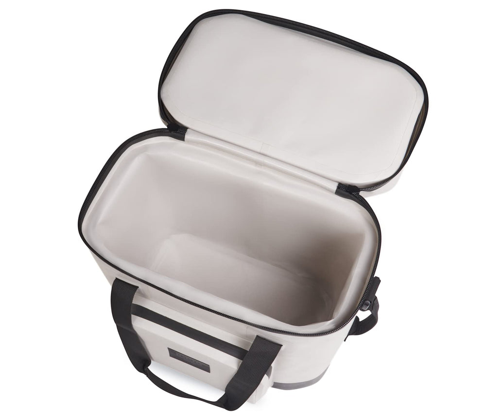 Igloo Trailmate 30-Can Cooler Bag durable exterior resists dirt and sand.
