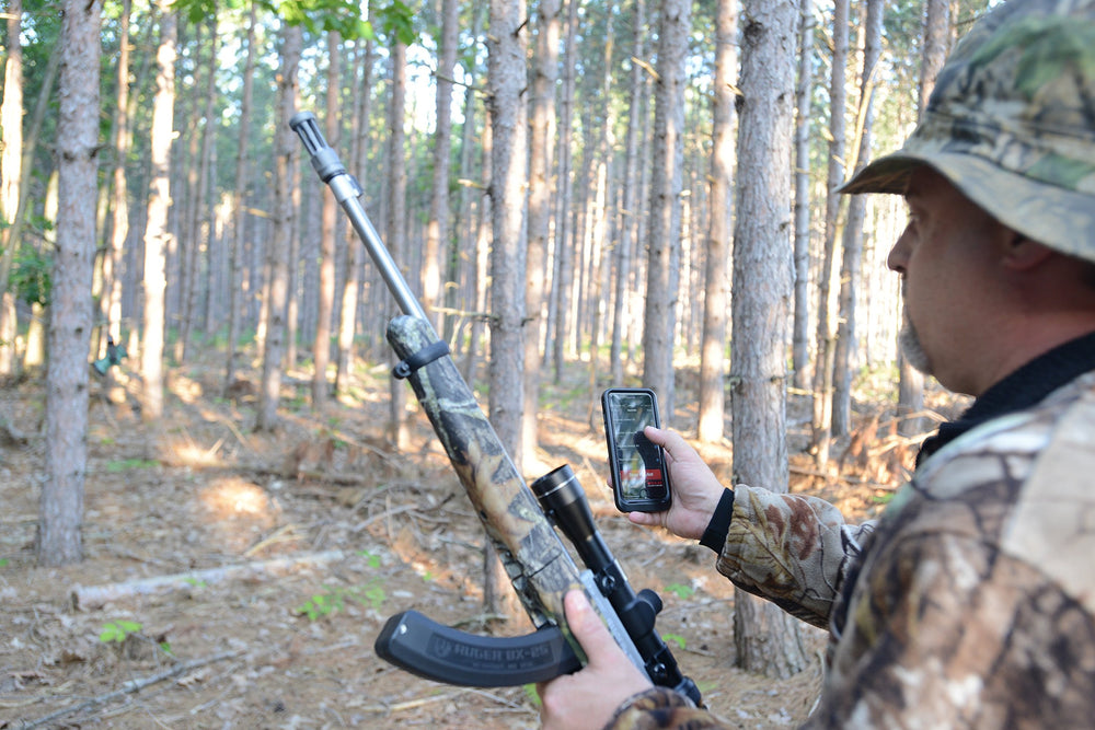ihunt app interface shows remote control for versatile hunting calls.