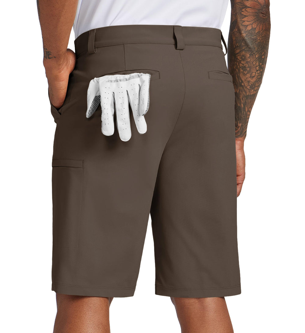 Willit golf shorts six pockets detail showcasing organization on the course