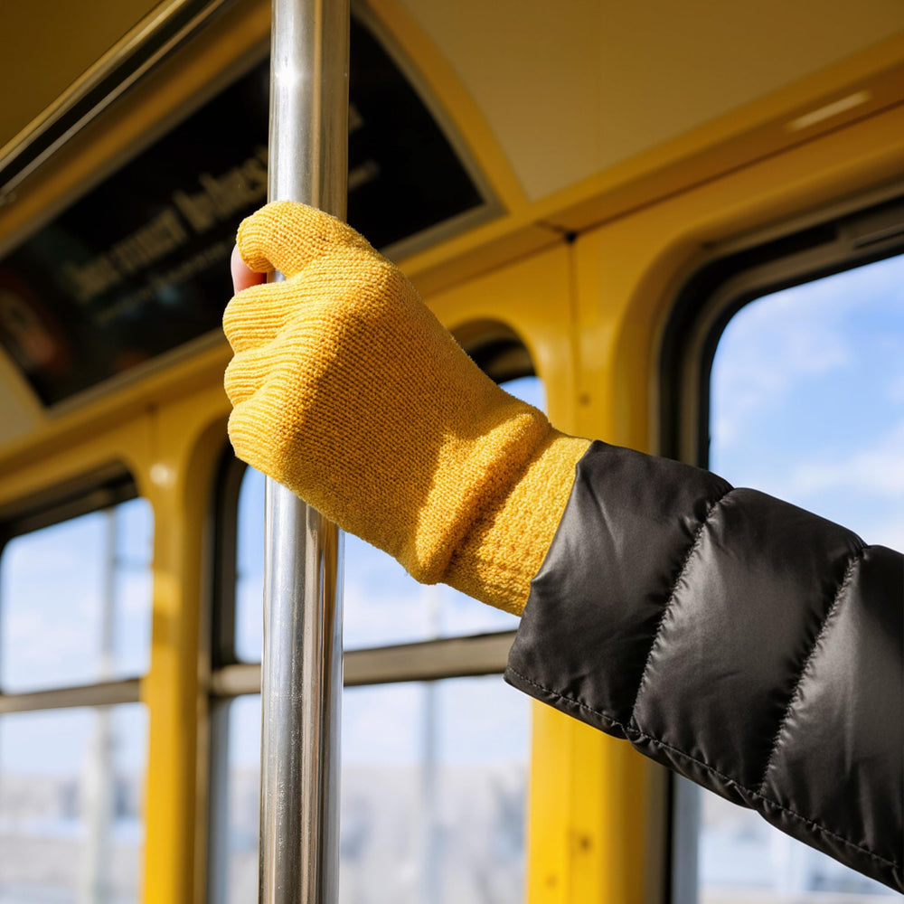 iMongol unisex wool gloves enhance dexterity for quick-grip tasks during hiking.