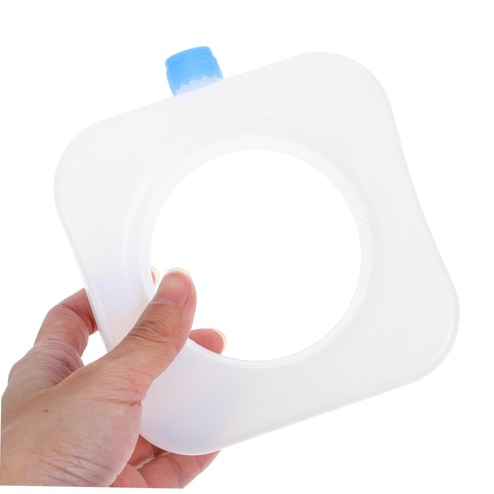 INOOMP cooler-friendly ice pack helps keep drinks cold.
