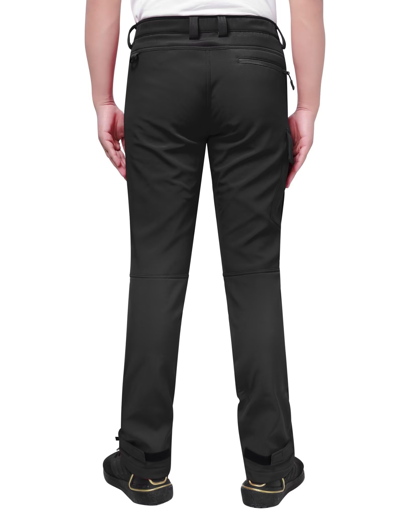 INPAKO Women's Thermal Softshell Pants, back view, fleece lining for cozy warmth.