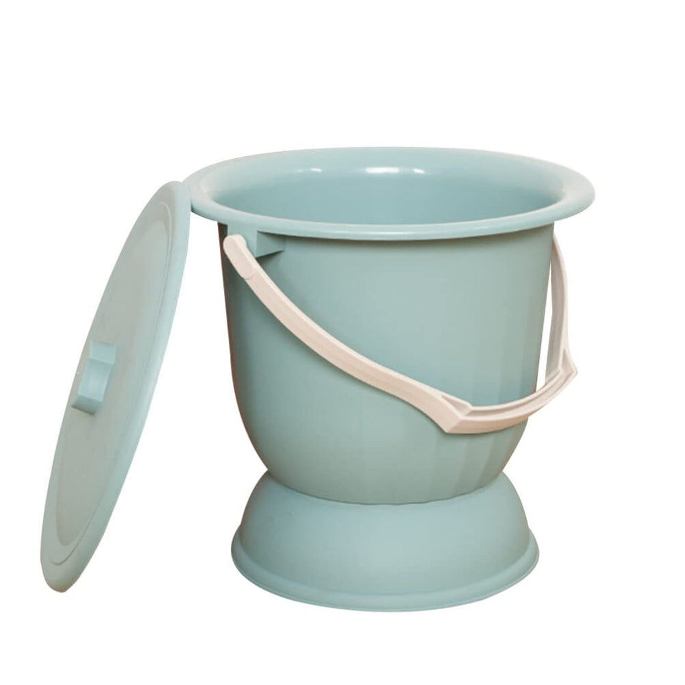 Ipetboom deodorant spittoon with lid offers discreet bedside odor control.