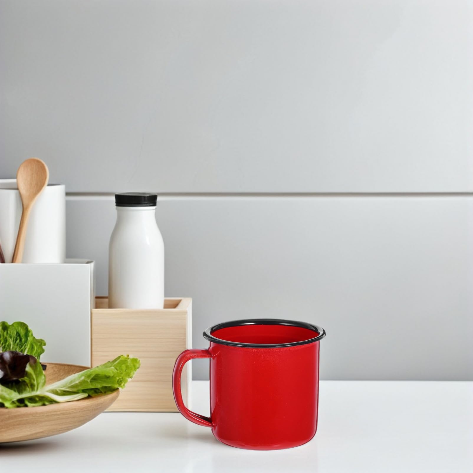 Ipetboom breakage-resistant enamel mug withstands daily use in busy settings.