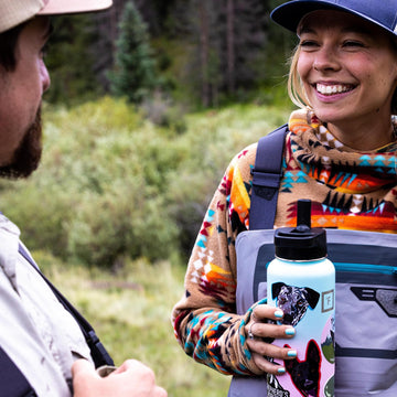 IRON °FLASK gift-ready design for outdoor enthusiasts.