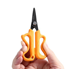 Cutting braided line with JARVISTAR 4.65-inch scissors