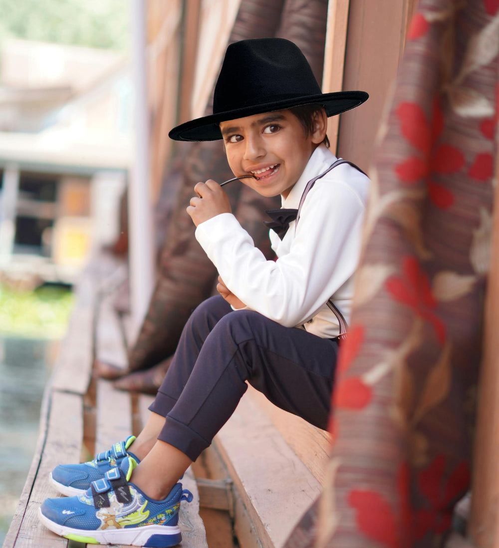 Jastore unisex kids hat suited for both boys and girls.