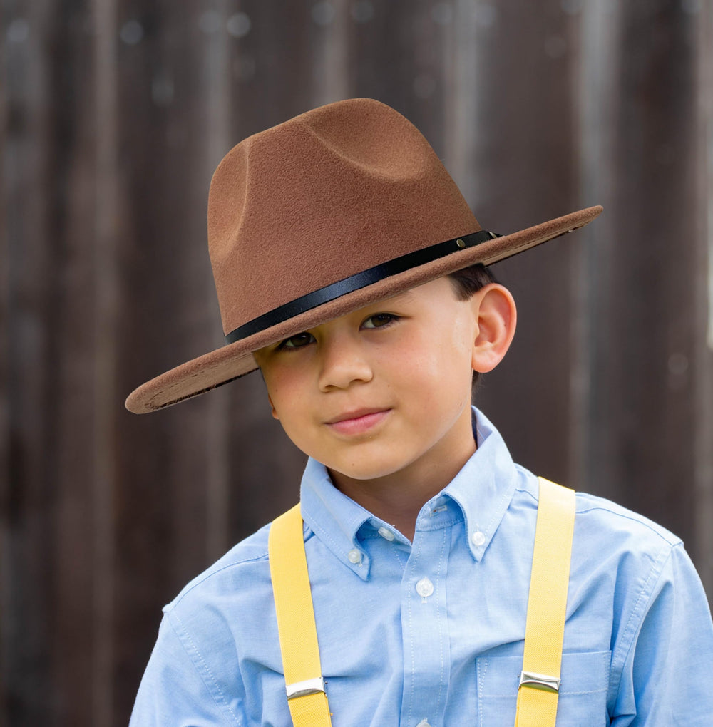 Jastore kids sun protection closeup communicates lightweight coverage for outdoor play.
