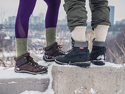 J.B. Field's Arctic Trail socks full cushion sole provides warmth and comfort on long winter hikes.