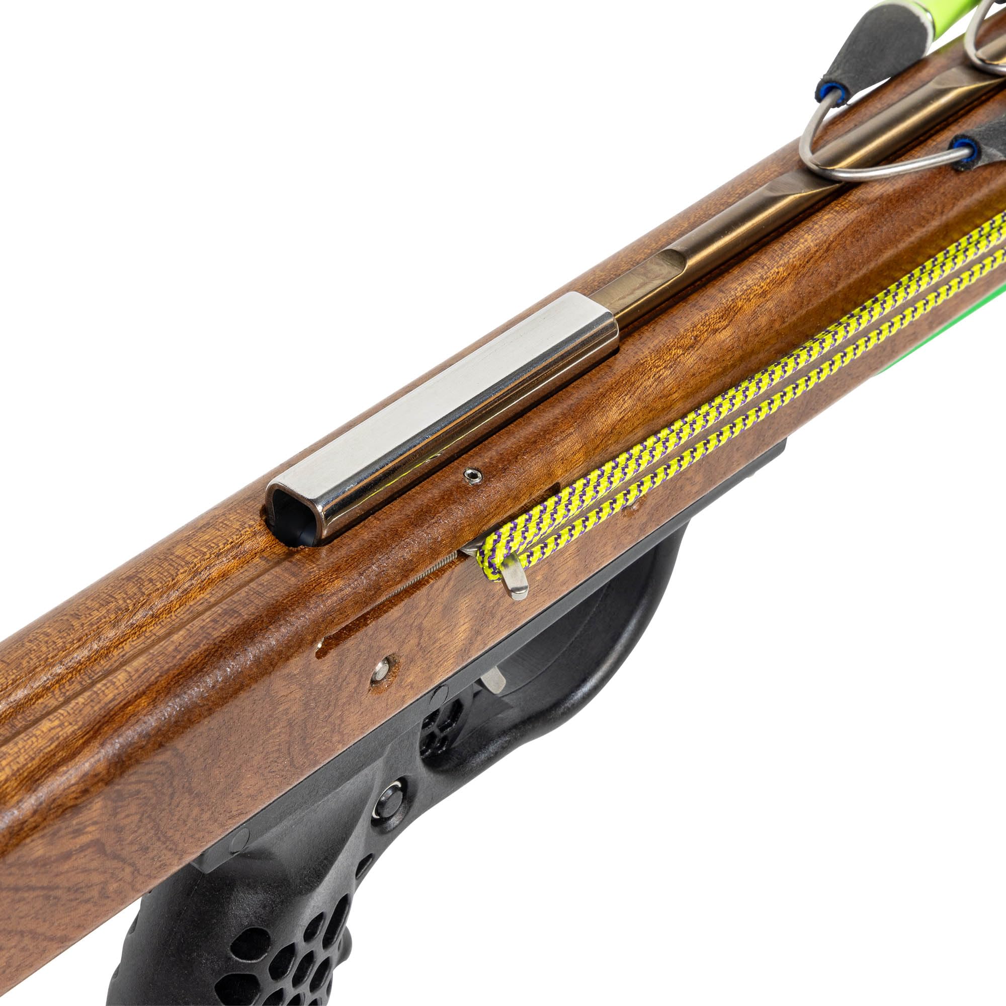 JBL Woody spear shaft detail for precision and strength.
