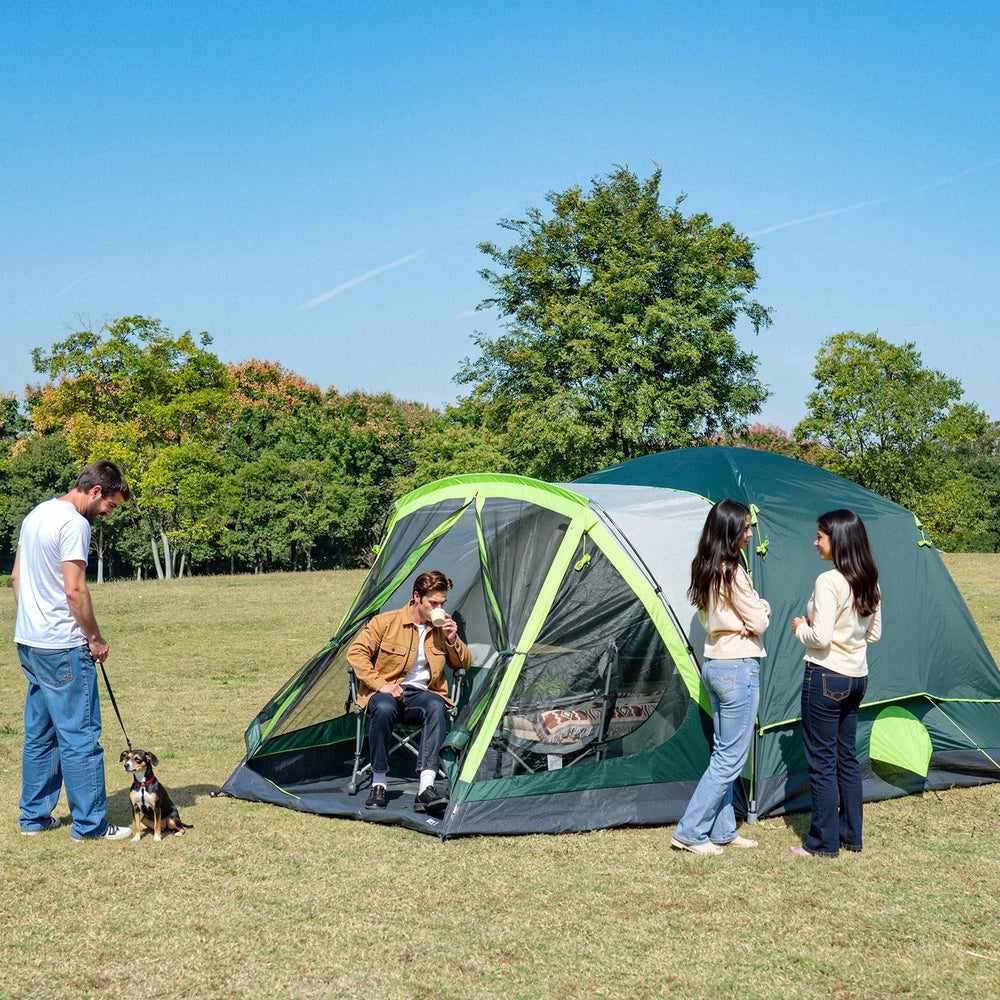 JELUCAMP dark green exterior blends with nature for family camping.