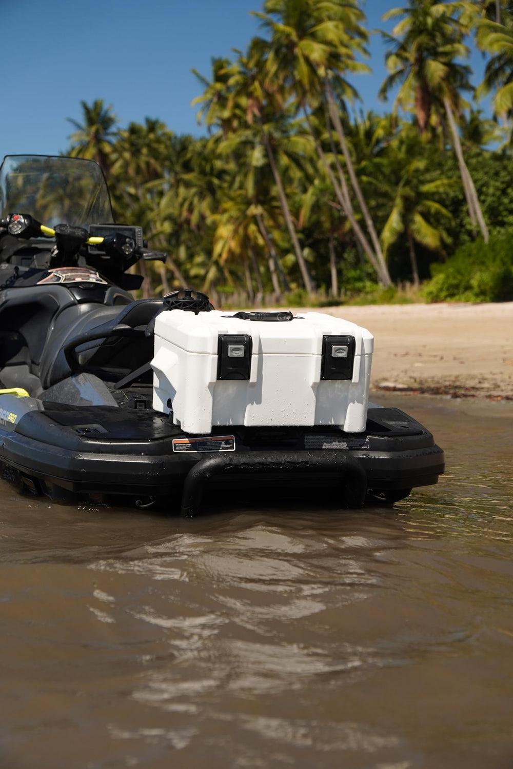 Jet Cooler 48-hour ice retention supports all-day outings