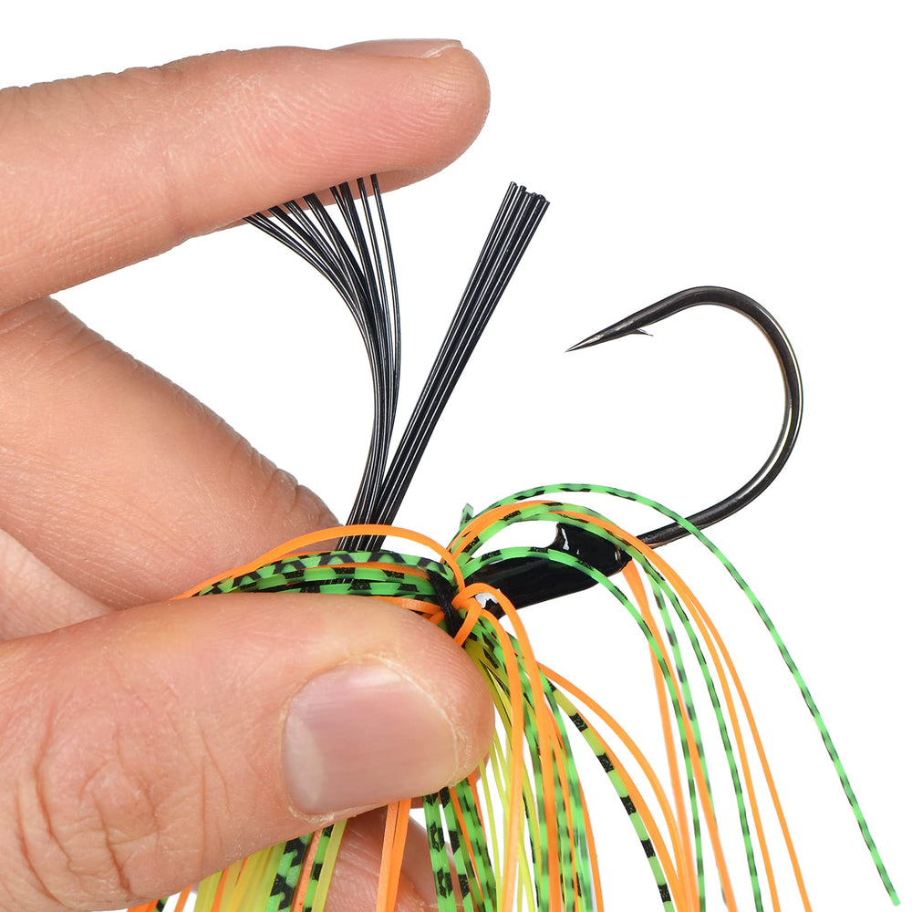 3/8 oz Jigreat weed-guard jig navigating through vegetation, image 6