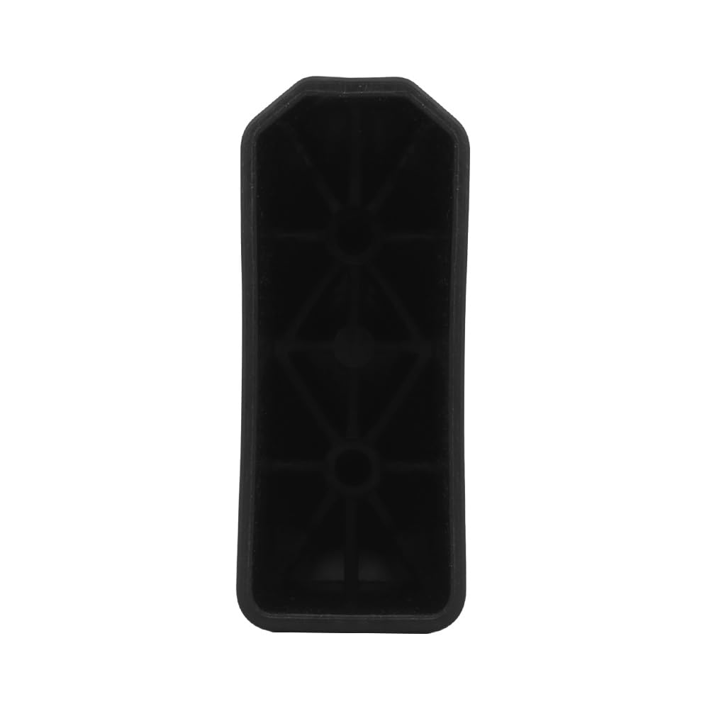 Jungle Leopard AR Mag Rubber Boot in use on a bench illustrating alignment