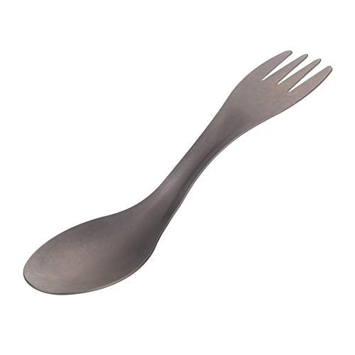 JWthee spork at a picnic or office setup