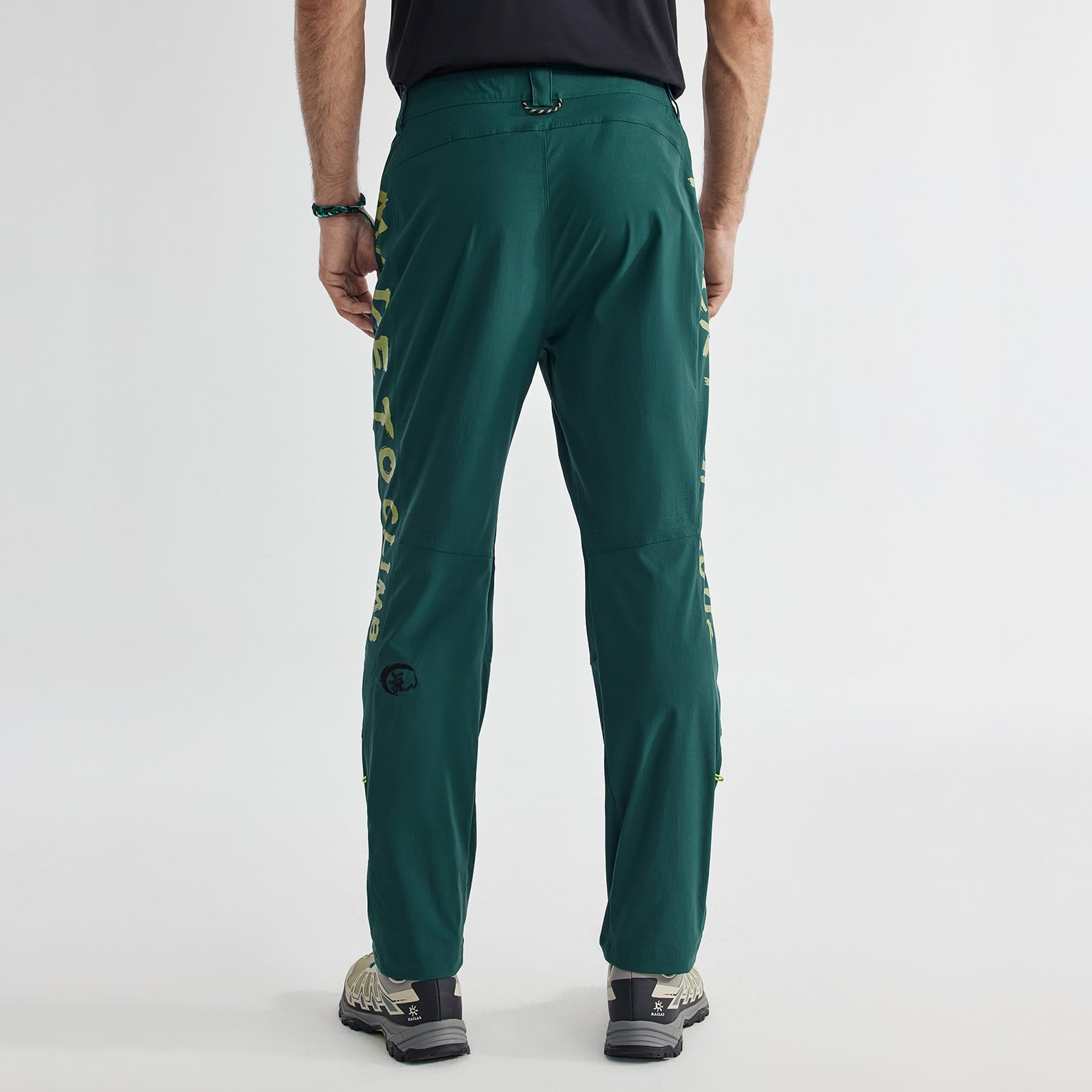 KAILAS diamond crotch design enhances flexibility for hiking and climbing moves