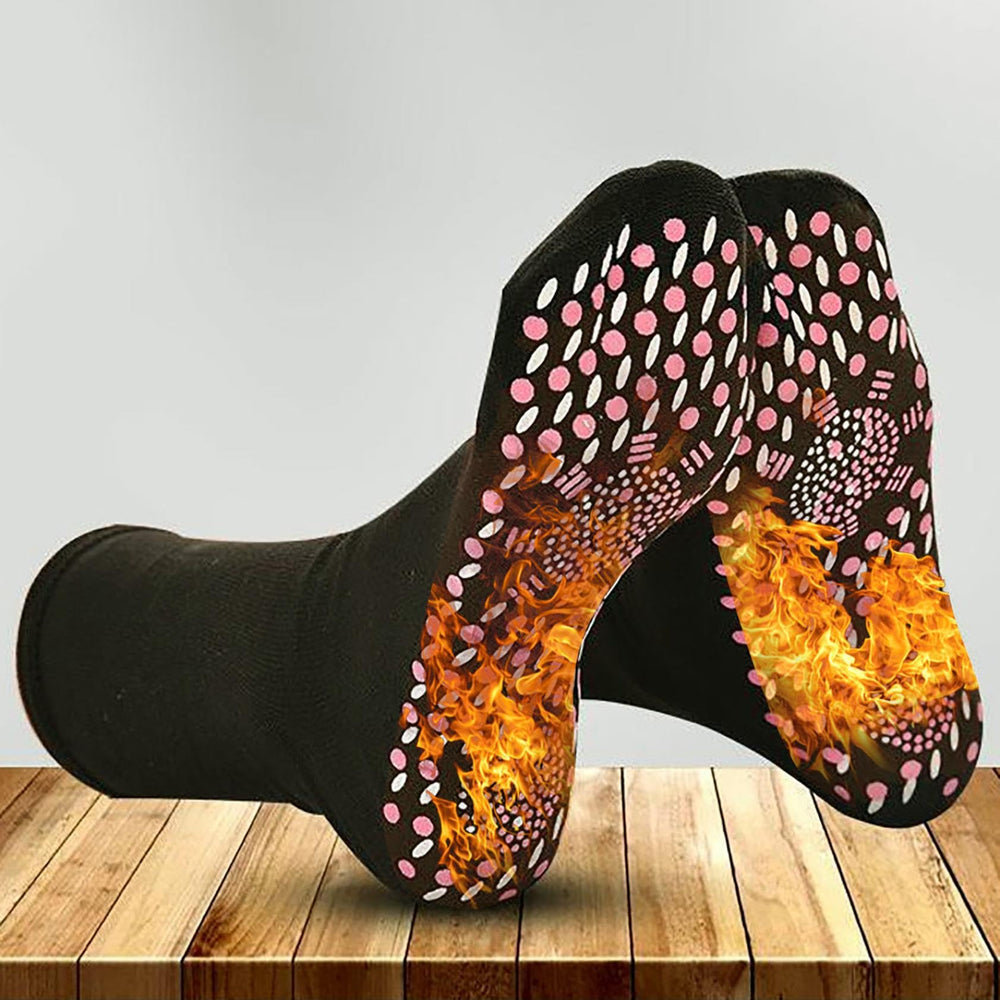 Kakina CMSX self-heating socks in camping use deliver cozy warmth.