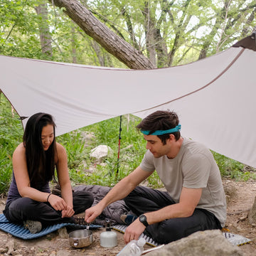 Kammok Kuhli Pro Hypalon anchors reinforce corners for rugged, storm-ready shade.