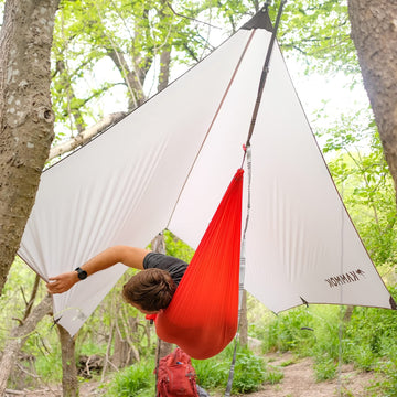 Kammok Kuhli Ultralight dwr-seal seam seals ensure rain readiness in wet conditions.