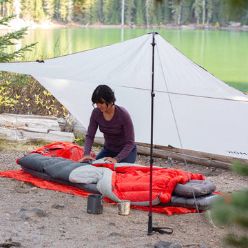 Kammok Kuhli Ultralight line-lock enables quick knotless setup for efficiency.