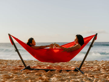 KAMMOK Roo Double Hammock weighing 17 ounces for easy backpacking.
