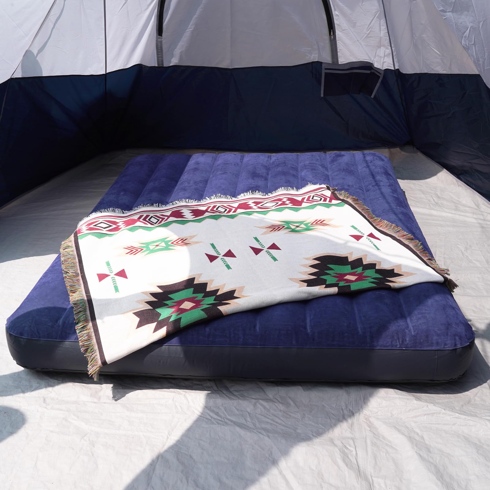KAMPKEEPER camping cot supports up to 250 pounds for versatile adult use.