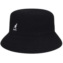 Kangol Wool Lahinch Black/L front view showcases timeless style and versatile everyday wear.