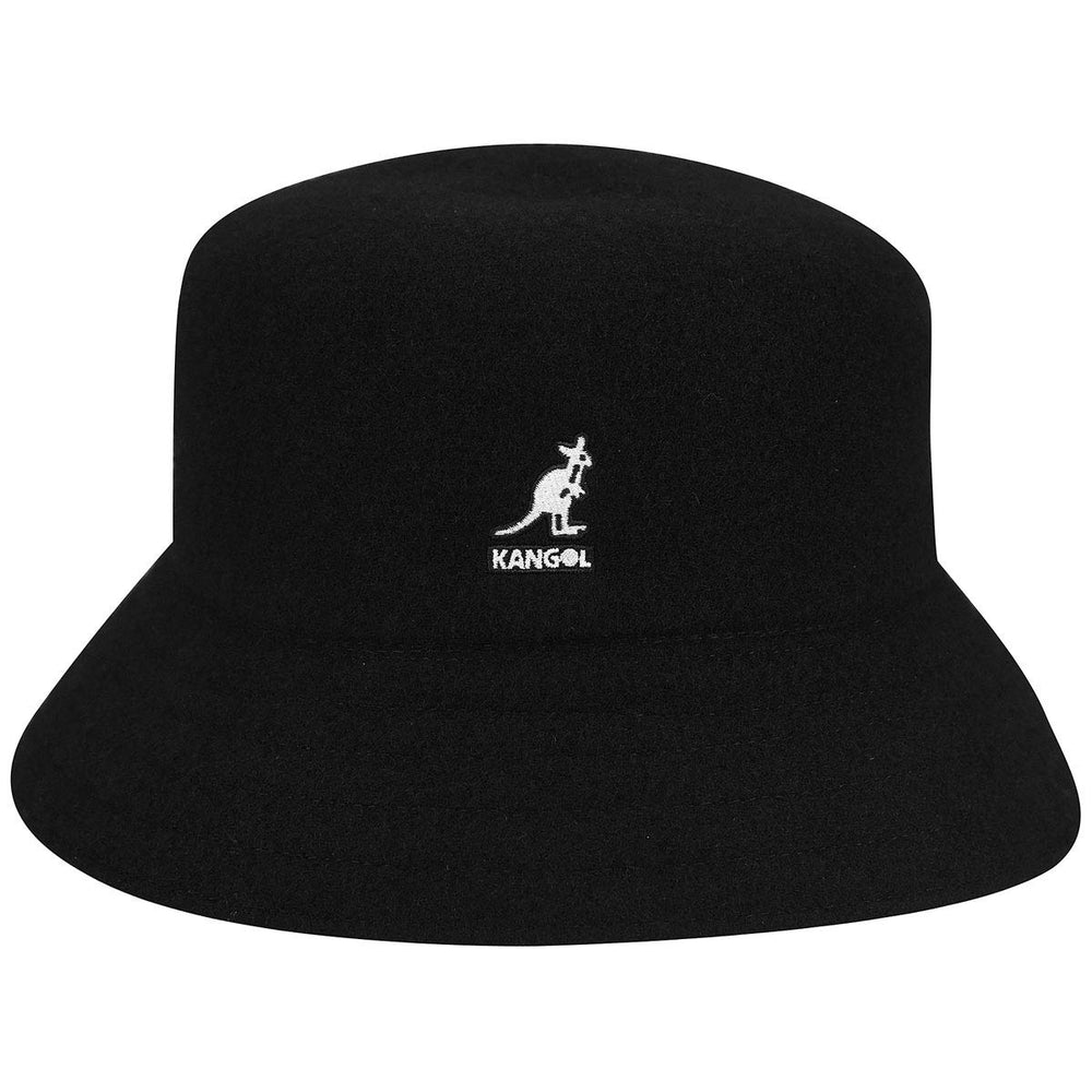 Kangol Wool Lahinch close-up logo emphasizes heritage branding and premium wool texture.