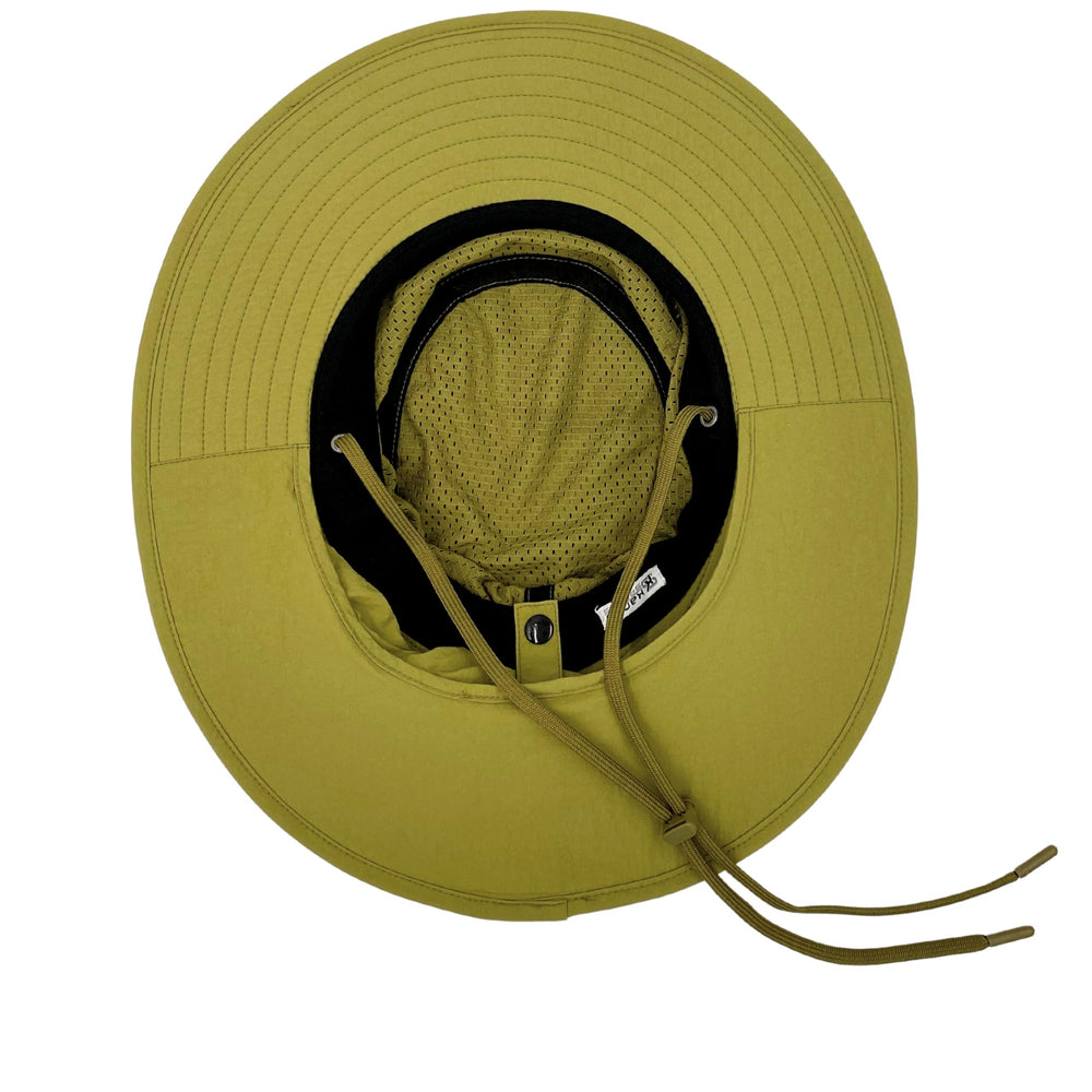 KANUT SPORTS Jemez adjustable drawcord for a secure fit across sizes.