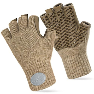 KastKing Bully Wooly gloves demonstrate dexterity for knot-tying and rigging