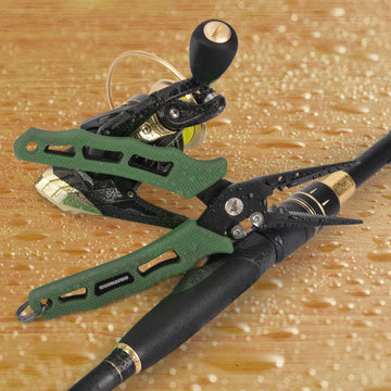 KastKing Cutthroat 7in pliers green-coated finish for saltwater resilience.