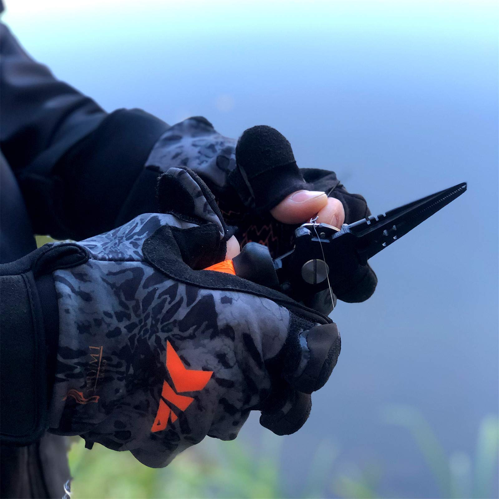 KastKing Mountain Mist Prym1 Cam design for outdoor protection and style