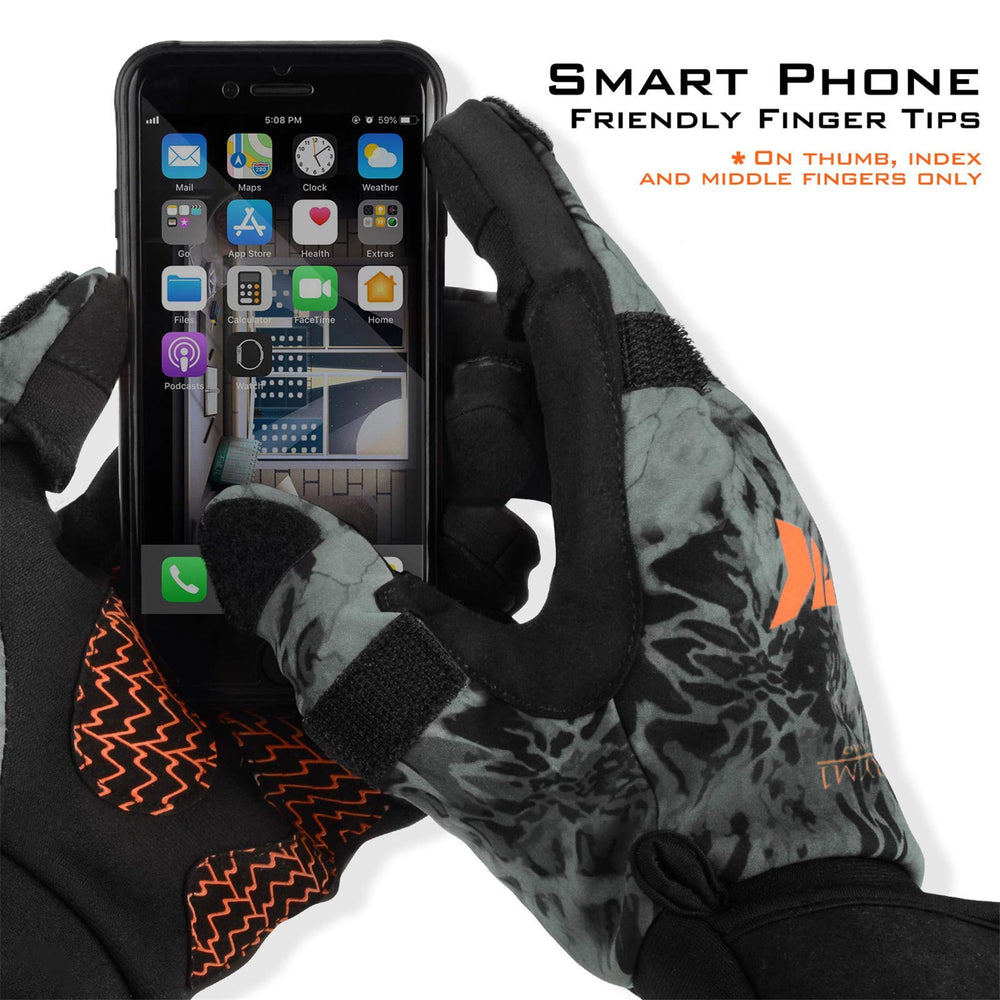 KastKing Mountain Mist gloves smartphone-friendly tips let you check gear without removal