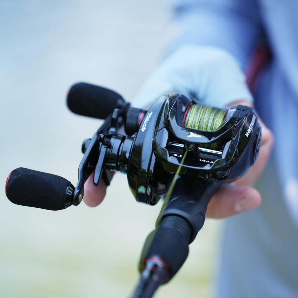 KastKing Royale Legend II casting reel enables smooth retrieves and precise casting.