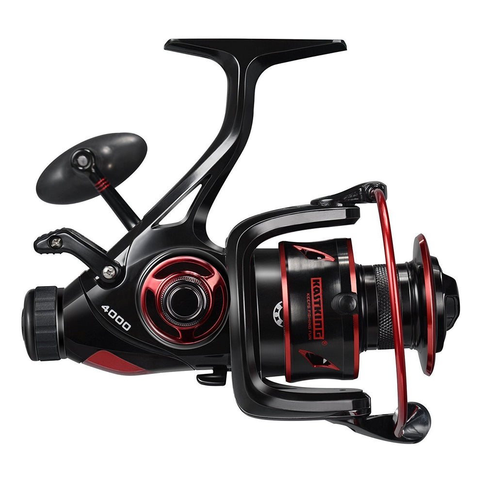 KastKing Sharky Baitfeeder III side profile shows robust reel frame