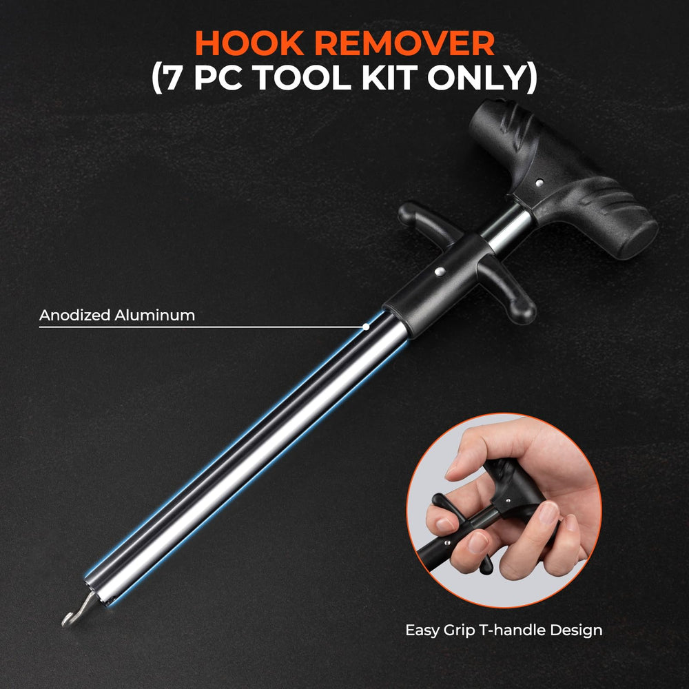Microfiber towel with carabiner