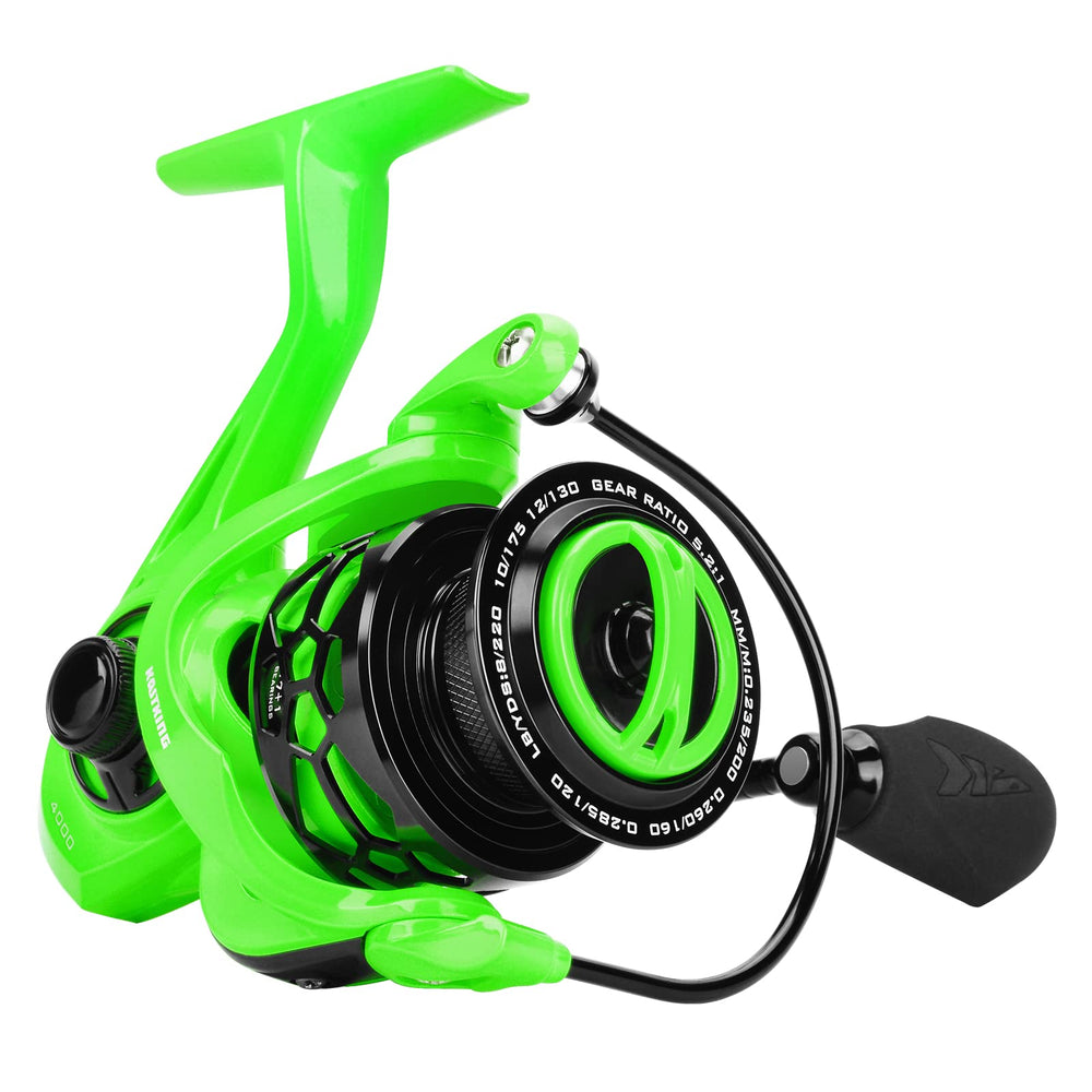 KastKing Zephyr 4000 side view shows lightweight graphite body for easy handling