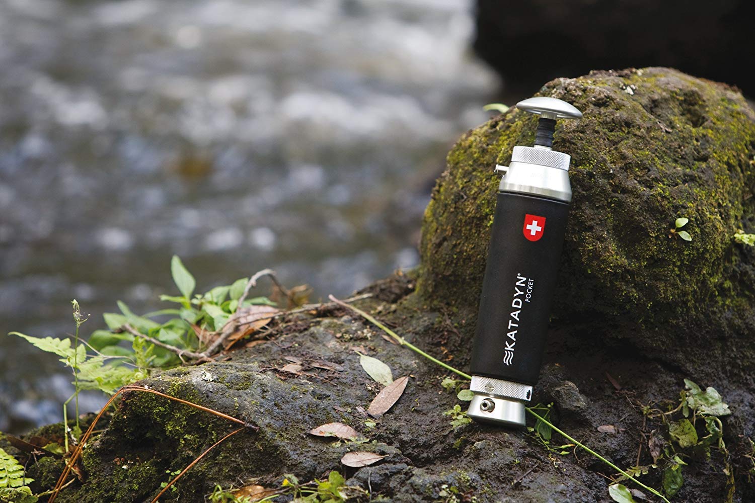 Katadyn Pocket durable-steel-body highlights rugged build for extreme conditions.
