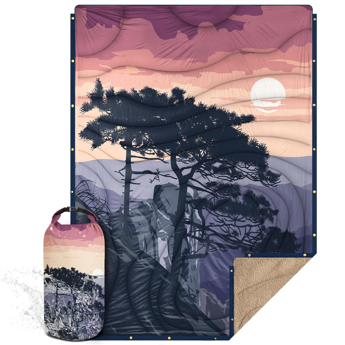 KawaGebo Kamp camping blanket sherpa lining close-up for warmth