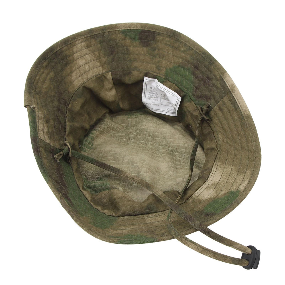 Keenso adjustable fit for head sizes 55-60 cm during outdoor days.