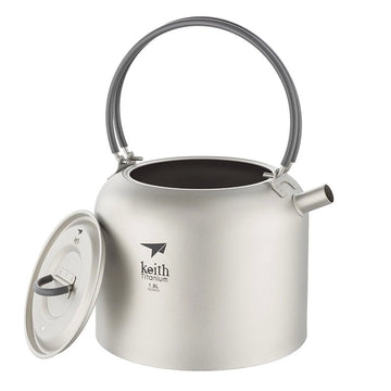 Keith Ti3907 Kettle 1.5L capacity shown on camp stove for quick hydration.