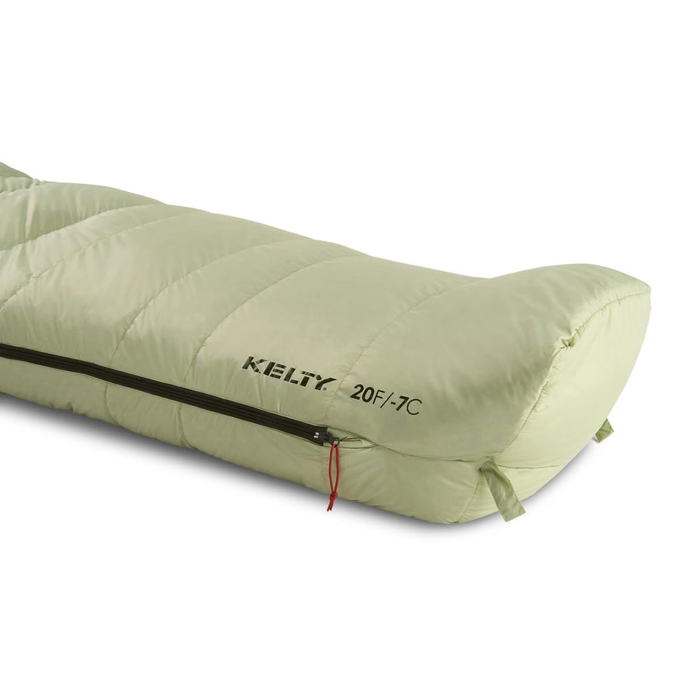 Kelty Cosmic 20 Down compact packing and easy transport in a backpack.