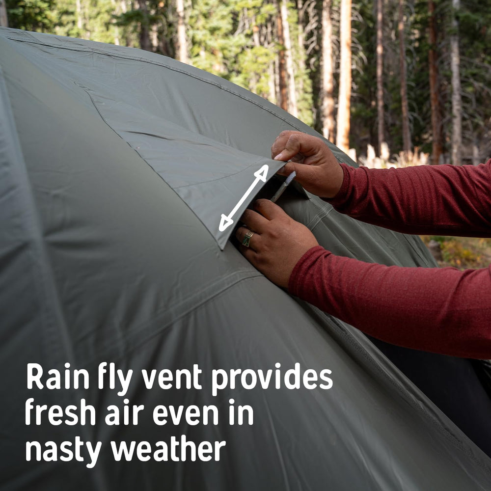 Kelty Daydreamer spacious vestibule offers extra room for gear.