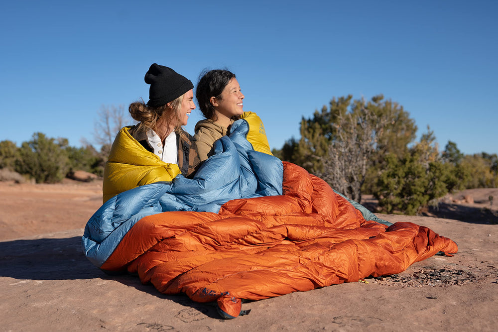 Kelty Galactic Down 30 Degree sleeping bag, sustainable fabrics in Rooibos Tea for eco-conscious use.